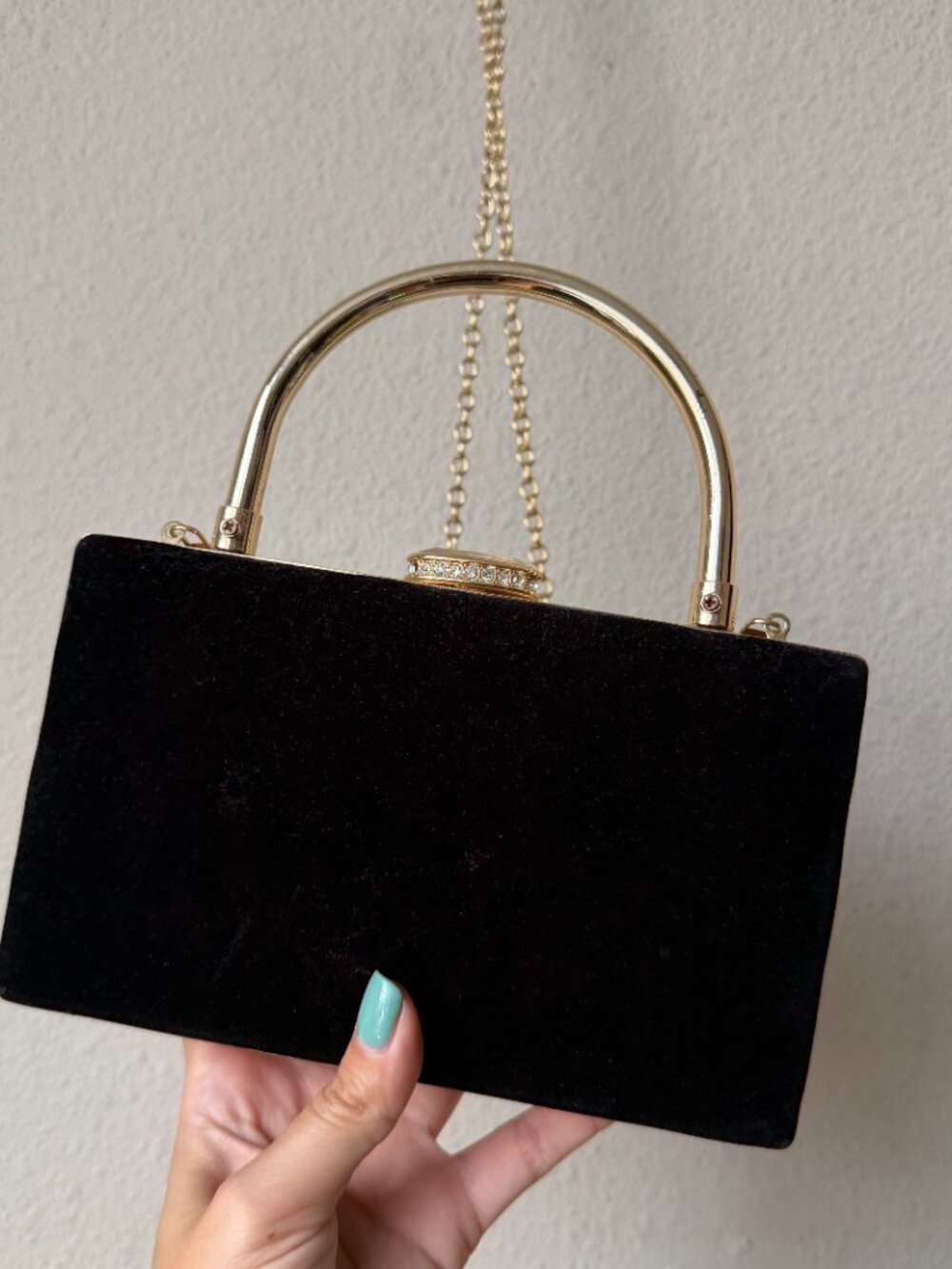 House of Harlow 1960 Black Velvet Clutch Crossbody Bag - Picture 7 of 8